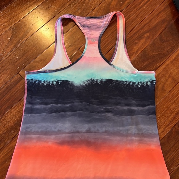 Sunset color lululemon tank. Likely size 12. - Picture 2 of 3
